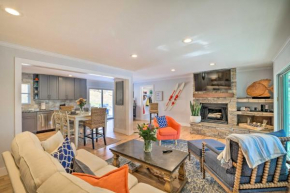 Rogers Lakehouse with Deck, Near Beaver Lake!